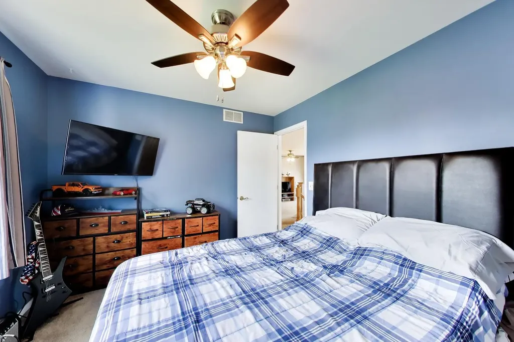 2365 Handley Lane Aurora IL 60502