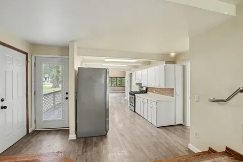 26330 West Grapevine Avenue Antioch IL 60002