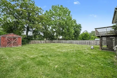 26330 West Grapevine Avenue Antioch IL 60002