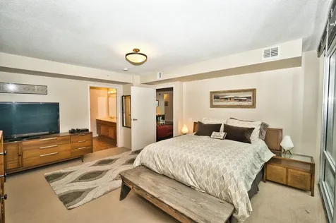 9655 Woods Drive Skokie IL 60077