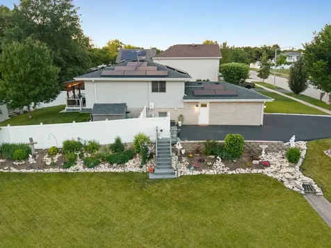 903 Prescott Drive Joliet IL 60432