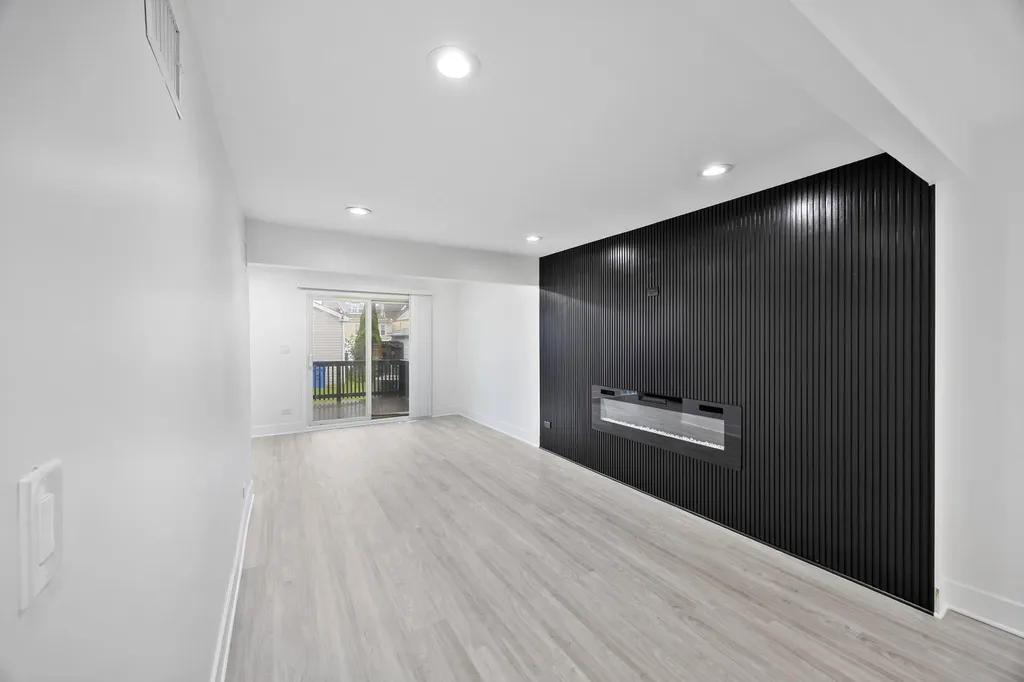 3447 North Osage Avenue Chicago IL 60634