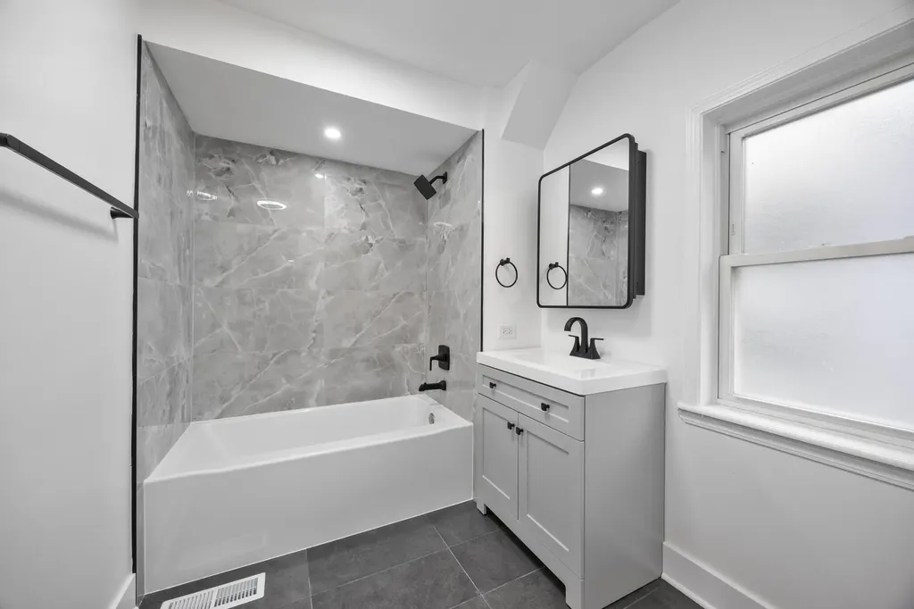 3447 North Osage Avenue Chicago IL 60634