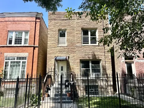 3434 West Le Moyne Street Chicago IL 60651