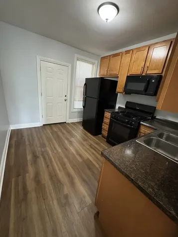 3434 West Le Moyne Street Chicago IL 60651