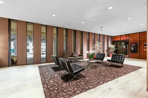 6033 North Sheridan Road Chicago IL 60660