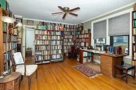 1755 East 55th Street Chicago IL 60615