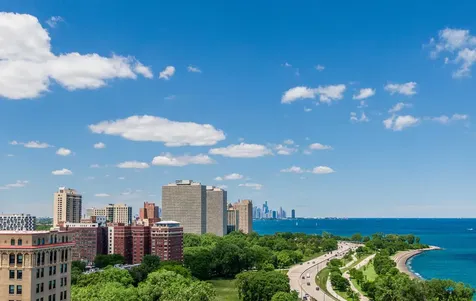 1755 East 55th Street Chicago IL 60615