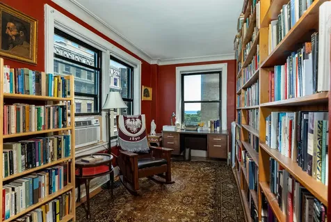 1755 East 55th Street Chicago IL 60615
