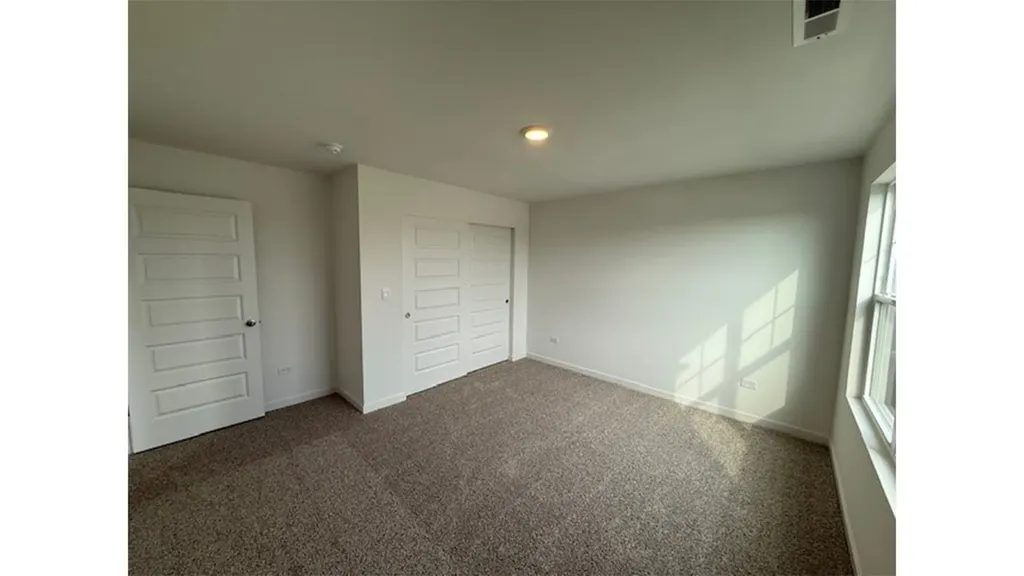 11233 Fleetwood Street Huntley IL 60142