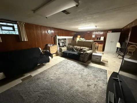 9559 South Mozart Avenue Evergreen Park IL 60805