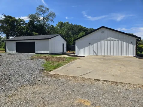 956 Auburn Lane SE Goreville IL 62939
