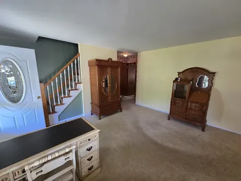 4338 148TH Street Midlothian IL 60445