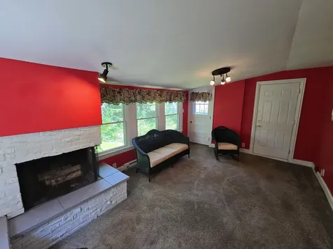 4338 148TH Street Midlothian IL 60445