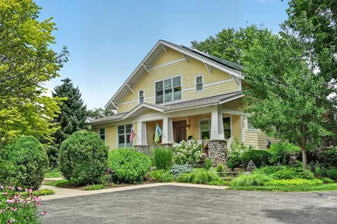 726 Somonauk Street Sycamore IL 60178