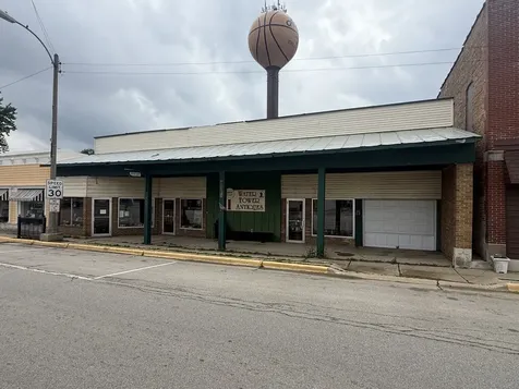 9937 Main Street Hebron IL 60034