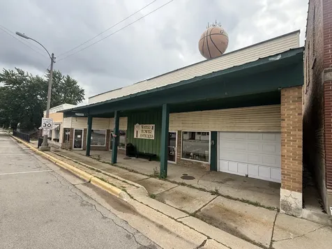 9937 Main Street Hebron IL 60034