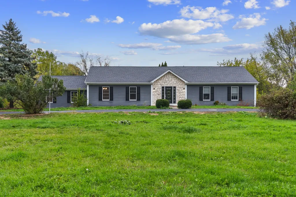 36W340 Huntley Road Dundee IL 60118