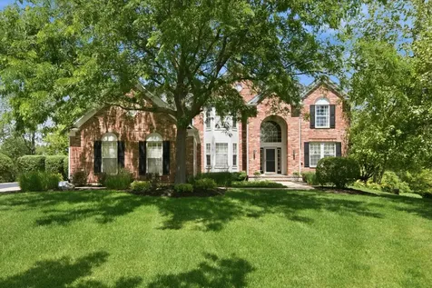 4 Stillwater Court Algonquin IL 60102