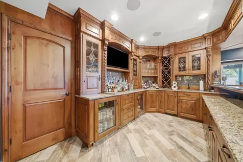 4 Stillwater Court Algonquin IL 60102