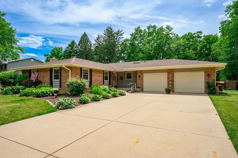 1340 Williamsburg Road Rockford IL 61107
