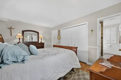 1340 Williamsburg Road Rockford IL 61107