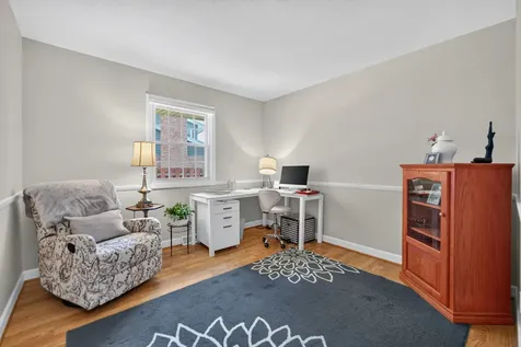 1340 Williamsburg Road Rockford IL 61107