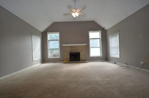3301 Banford Circle Lake In The Hills IL 60156