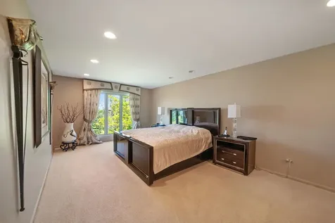 3810 Mission Hills Road Northbrook IL 60062