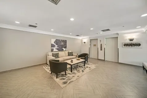 3810 Mission Hills Road Northbrook IL 60062