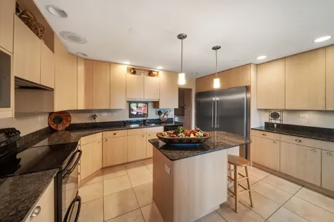 3810 Mission Hills Road Northbrook IL 60062