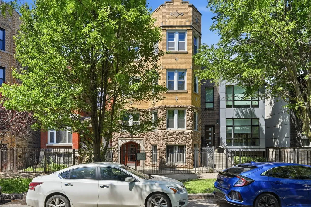 1336 North Artesian Avenue Chicago IL 60622
