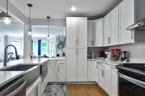 5632 West Pensacola Avenue Chicago IL 60634