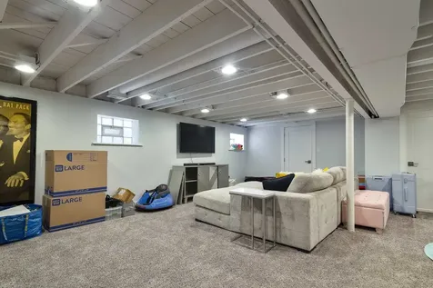 5632 West Pensacola Avenue Chicago IL 60634