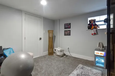 5632 West Pensacola Avenue Chicago IL 60634