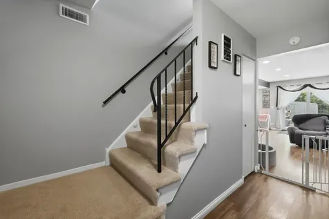 1713 Fulton Lane Hanover Park IL 60133
