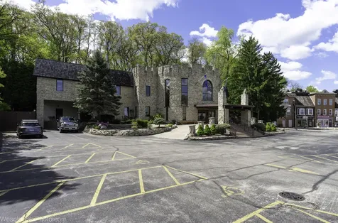 8675 Archer Avenue Willow Springs IL 60480