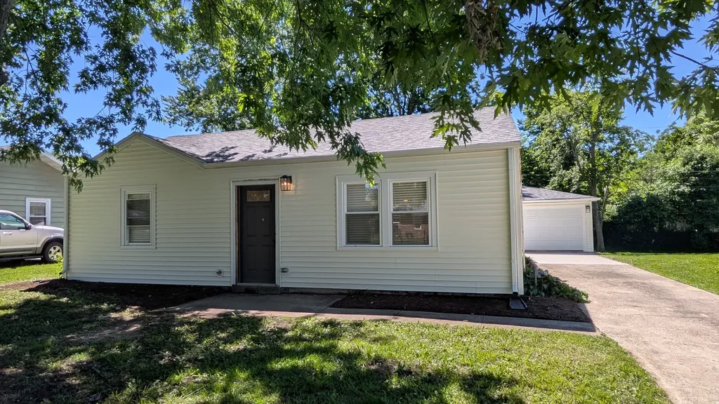 527 Sehring Street Joliet IL 60436