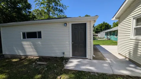 527 Sehring Street Joliet IL 60436