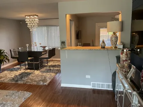 246 South Ingleside Avenue Glenwood IL 60425