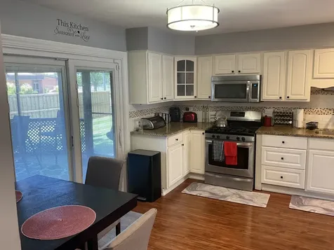 246 South Ingleside Avenue Glenwood IL 60425