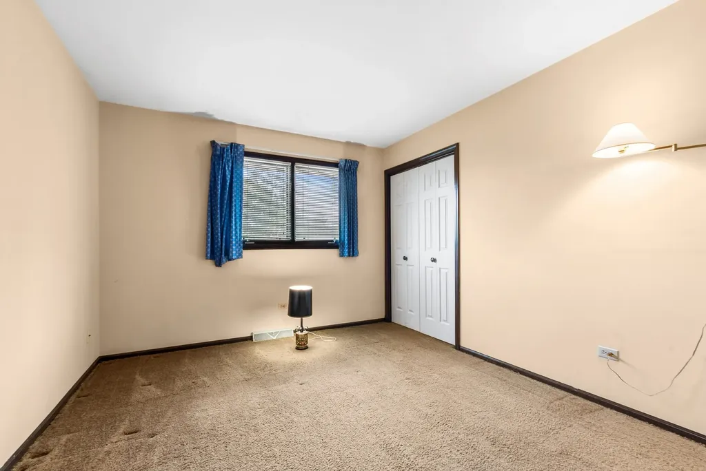 11852 Oregon Trail Orland Park IL 60467
