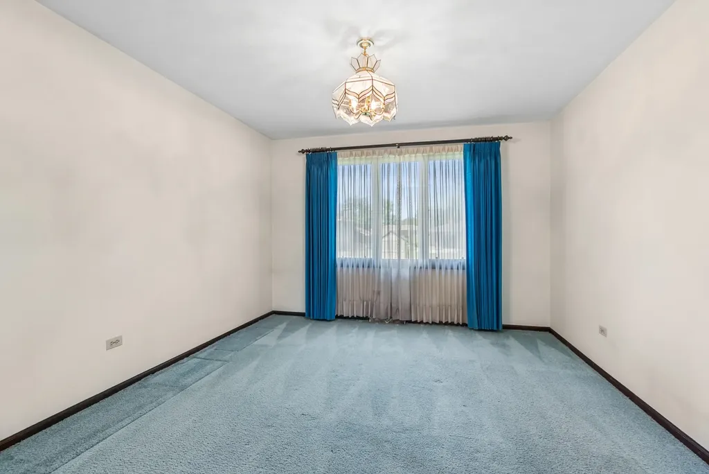 11852 Oregon Trail Orland Park IL 60467