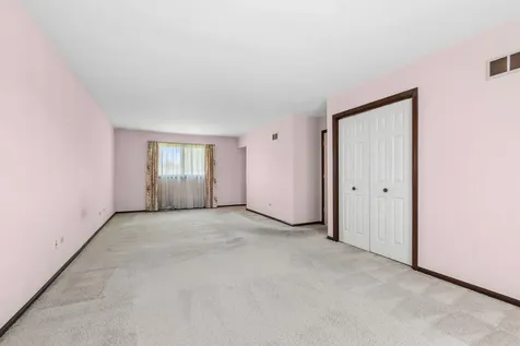 11852 Oregon Trail Orland Park IL 60467