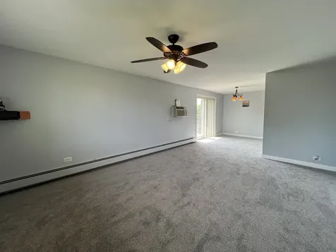 1880 Bonnie Lane Hoffman Estates IL 60169