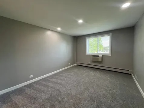 1880 Bonnie Lane Hoffman Estates IL 60169