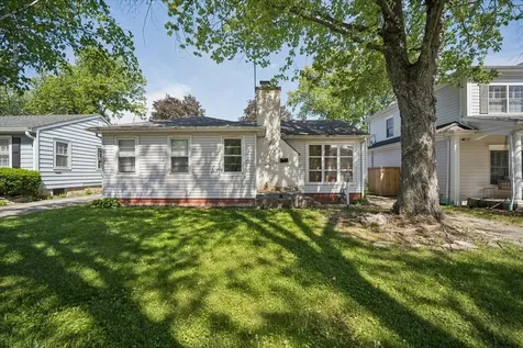 735 Prairie Avenue Barrington IL 60010