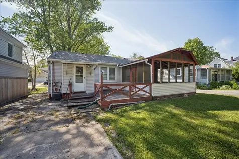 735 Prairie Avenue Barrington IL 60010