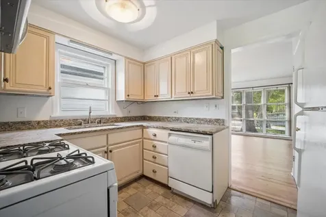 735 Prairie Avenue Barrington IL 60010