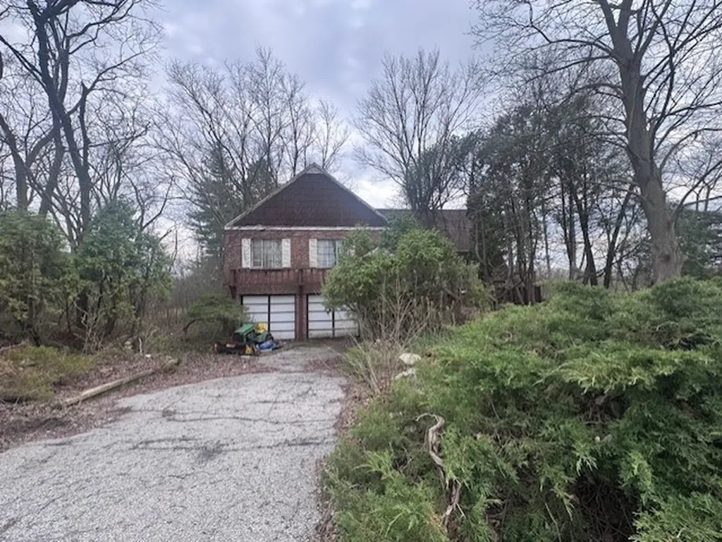 30W513 Roosevelt Road West Chicago IL 60185